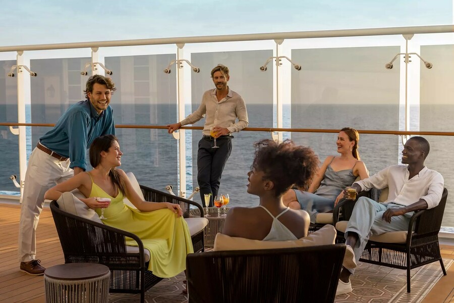 MSC - Sailaway Party 3.jpg